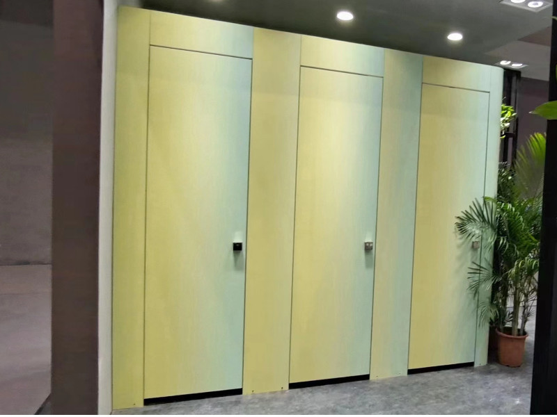 公共衛生間隔斷定制指南：打造實用與美觀并重的空間